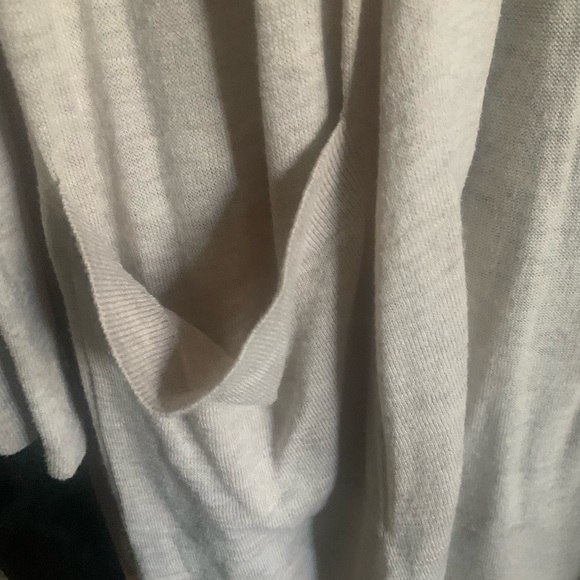 Loft long sleeve, 2 pocket, wool blend sweater - Picture 6 of 6